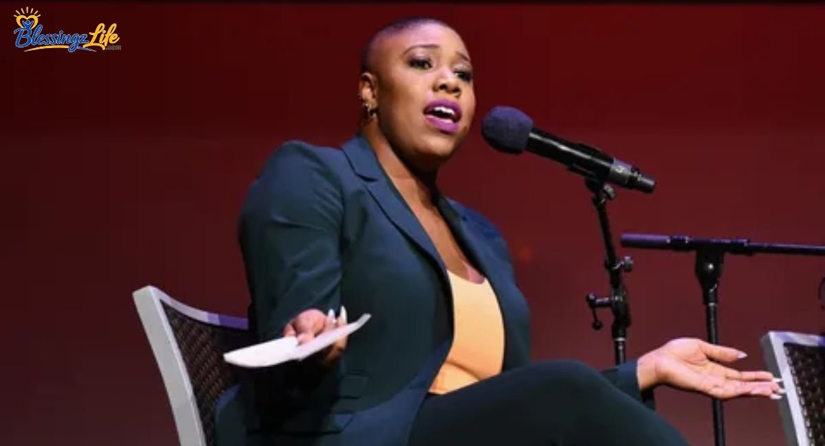 symone-sanders-net-worth